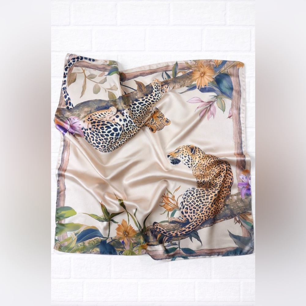 🌈 Leopard Print Multi Scarf